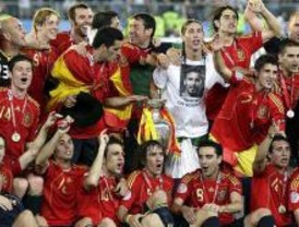 Aguirre dará la Medalla de Oro a la selección española de fútbol