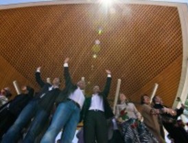 El PSM recurre a los históricos González y Solana para movilizar a sus militantes