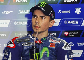 Lorenzo domina los test de Sepang