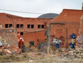 Comienza la demolición de la cárcel de Carabanchel de madrugada