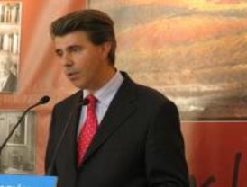 Garrido insiste en que Cobo no es la persona idónea para ser portavoz del PP