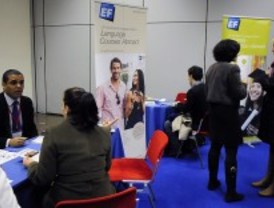 Una feria para estudiar inglés en el extranjero
