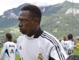 El Real Madrid no cede al jugador Diarra el Juventus y le exige al menos 20 millones de euros