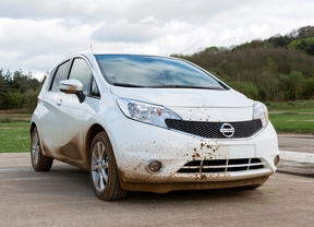 Nissan desarrolla un coche auto-limpliable