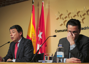 Madrid 'aparca' la privatización de los hospitales y Lasquetty dimite