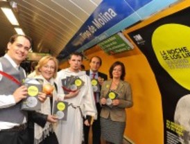 Dramaturgos al Metro por la Noche de los Libros