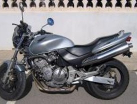 Muere un motorista en Mejorada al colisionar contra un turismo