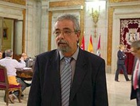 IU rechaza la idea del túnel
