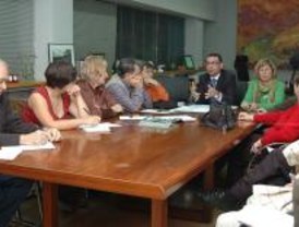 El alcalde de Parla se reúne con las asociaciones de la ciudad