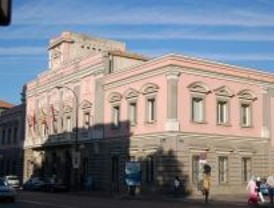 Tetuán abre por las tardes su centro de Servicios Sociales