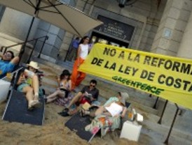 Una playa privada frente a Medio Ambiente
