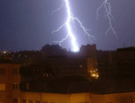 Predicción de tormentas geomagnéticas mediante una web