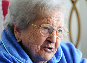 Mujer trabajadora: 90 años de experiencia