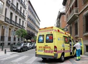 Un trabajador se daña los tendones del pulgar al atraparse la mano con la imprenta