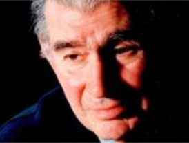 Gamoneda será nombrado 'visitante ilustre' de Alcalá de Henares