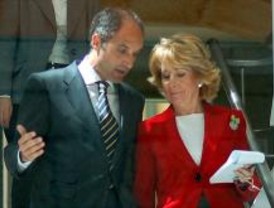 Aguirre no se presentará y votará por Rajoy en el congreso del PP