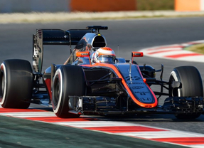 McLaren no sale del pozo