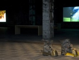 El artista Roman Signer 'prende fuego' al Matadero