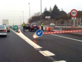 Un autobús averiado colapsa el carril Bus-VAO de la A-6