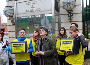 Amnistía entrega 65.000 firmas contra los recortes en derechos humanos