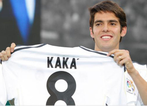 Kaká regresa a Milán
