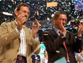 Rajoy asegura que Gallardón no dejará la política