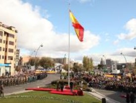 Alcobendas homenajea la Constitución con el izado de la bandera española