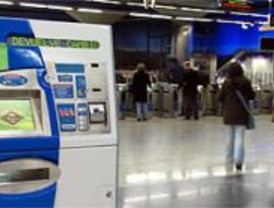Detenidos cinco rumanos por robo en las máquinas expendedoras de metro