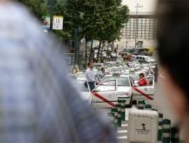 Taxistas reclaman ayudas para la subida de los carburantes