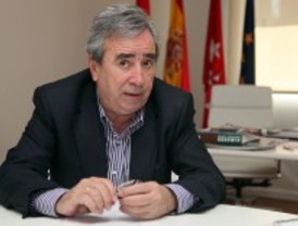 El PSOE pide la expulsión de un 'twitero' del PP por acusar al alcalde de Alcorcón de recibir un chalé