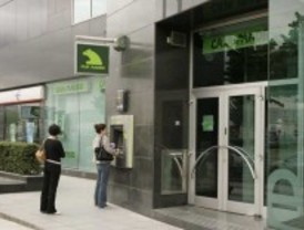 Atraco a mano armada en una oficina de Caja Madrid
