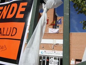 El hospital Carlos III lucha por su 'supervivencia'