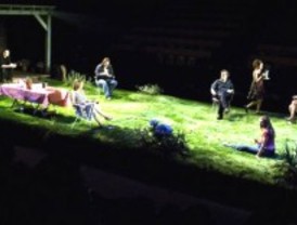 Crítica teatral.- Rock'n'roll: crónica de un fracaso universal