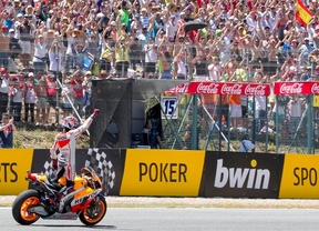 Márquez se pasea en la Capital Mundial del Motociclismo