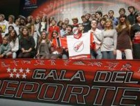 La Comunidad homenajea a 1.200 deportistas