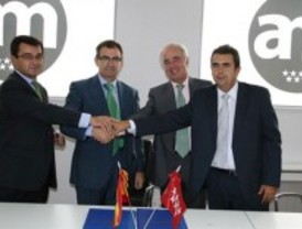 Un convenio destina diez millones de euros a la financiación de pymes y autónomos