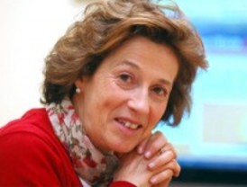 Julia Navarro: 'En el colegio es donde se debe de dar la batalla por la igualdad'