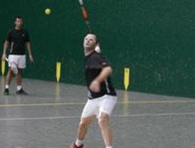 El polideportivo Puerta de Hierro estrena pistas