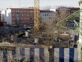 Desalojados en Vallecas para construir una central termoeléctrica se querellan contra Gallardón