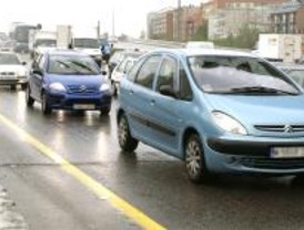 Retenciones en las entradas de Madrid por el fin del puente