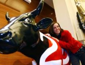 CowParade regala a la candidatura Madrid 2016 la vaca olímpica