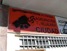 La sede del PCE en Ciudad Lineal aparece con esvásticas y otros símbolos nazis