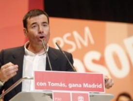 Tomás Gómez defiende la descentralización en la convención del PSOE en Zaragoza