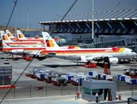 La CE exige que se mitigue el impacto de la ampliación de Barajas