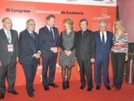 La Comunidad y los empresarios quieren convertir Madrid en una región 'business friendly'