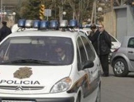 Hallan el cadáver de un hombre de color en un contenedor en Fuenlabrada