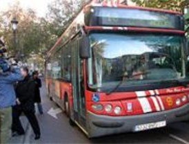 IU pedirá explicacionoes a Aguirre por la normativa sobre carritos en los autobuses
