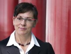 Larrañaga ve un moderado optimismo tras Fitur