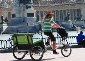 El Retiro acoge una 'yincana' familiar sobre prevención de riesgos laborales