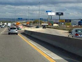 Un conductor fallece en la M-45 tras chocar con la mediana